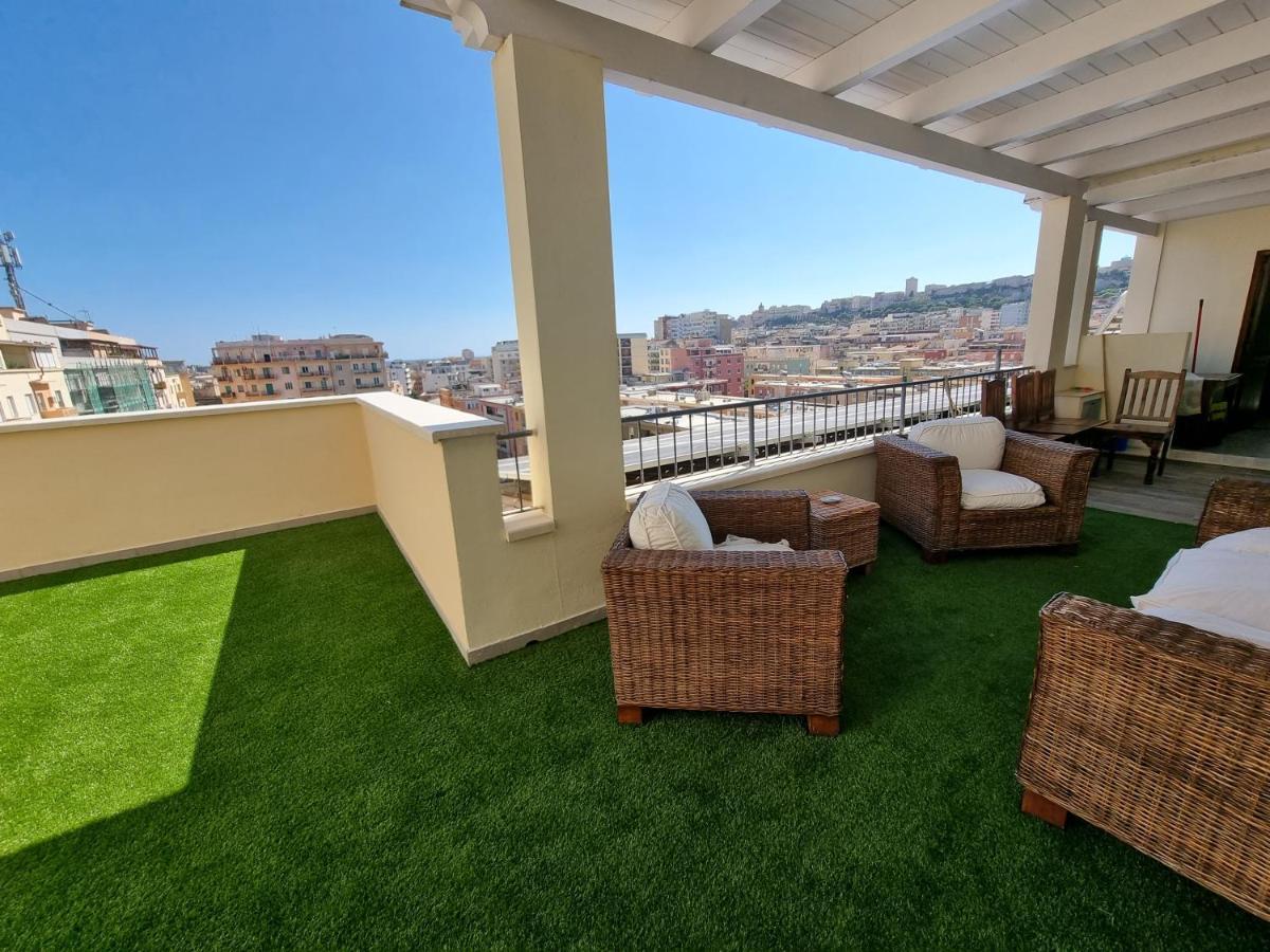 Attico Panoramico Cagliari公寓 外观 照片
