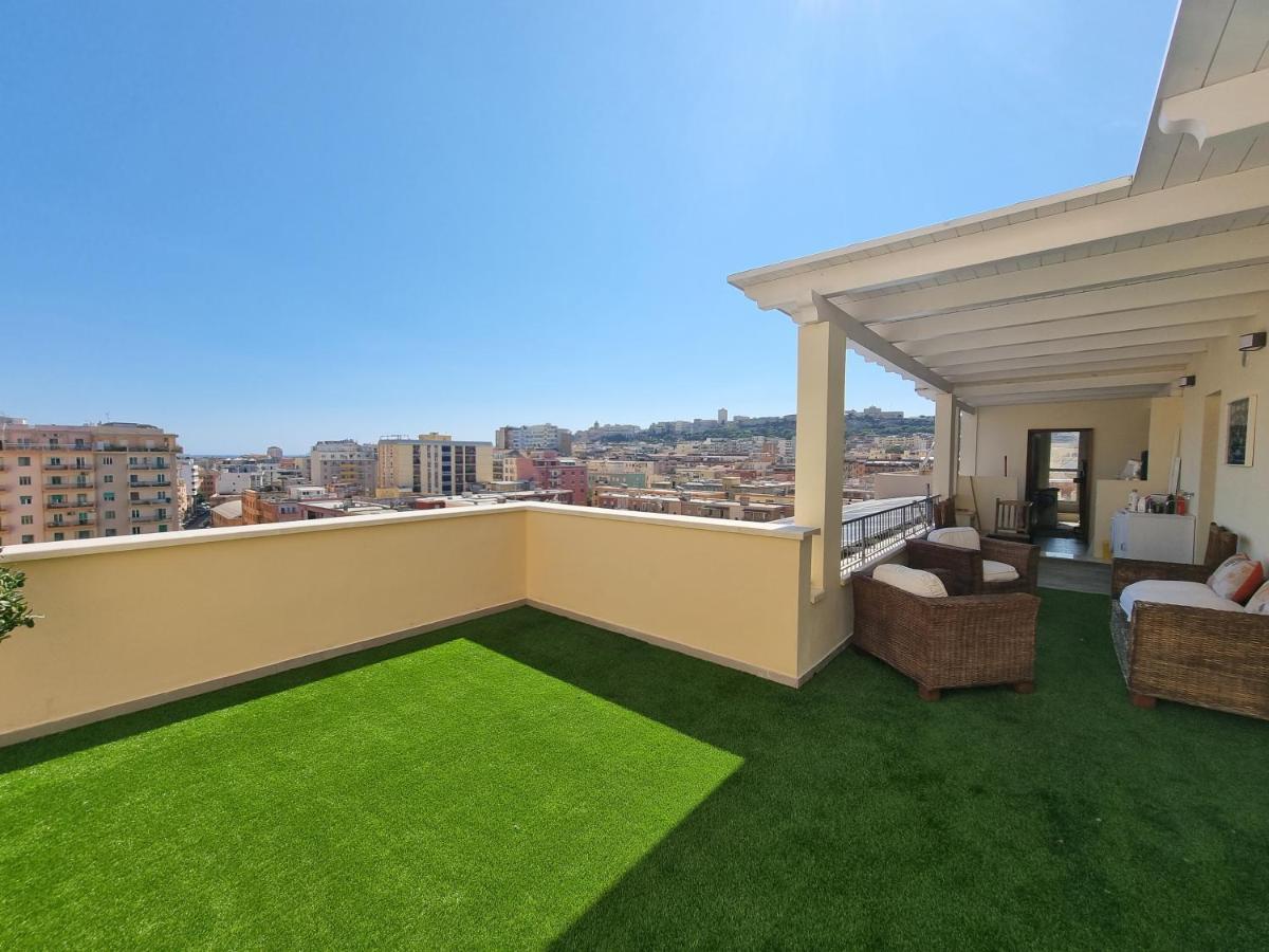 Attico Panoramico Cagliari公寓 外观 照片